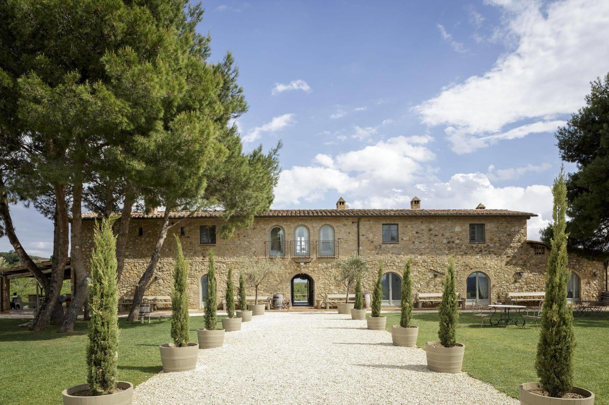 Wine Resort Conti Di San Bonifacio Montemassi Екстериор снимка