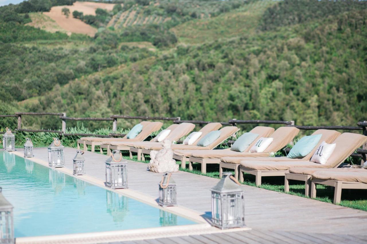 Wine Resort Conti Di San Bonifacio Montemassi Екстериор снимка