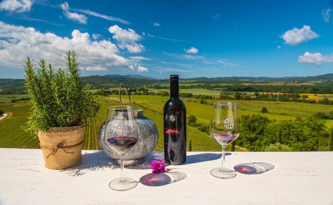 Wine Resort Conti Di San Bonifacio Montemassi Екстериор снимка